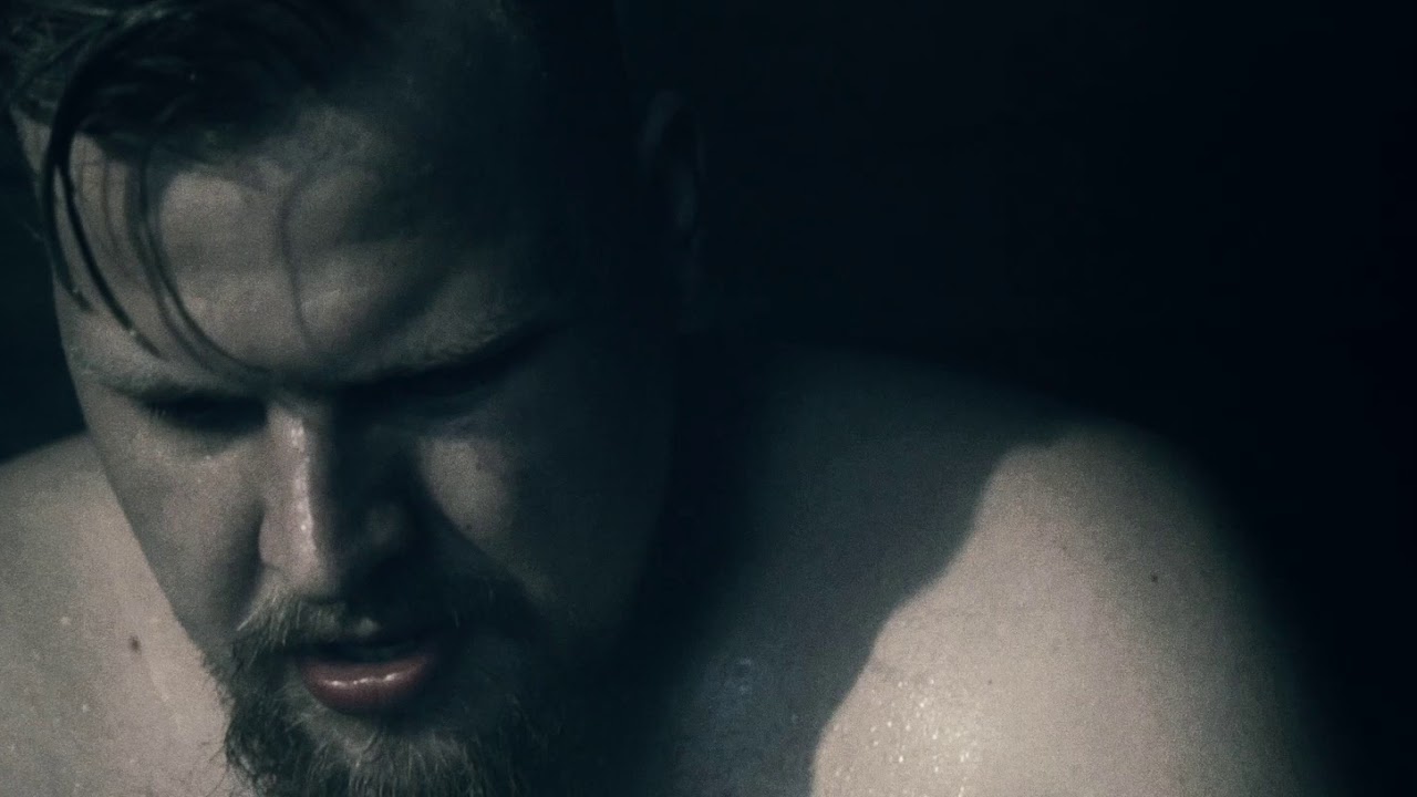 Hiidenhauta - Riidenlieko (Official Music Video)