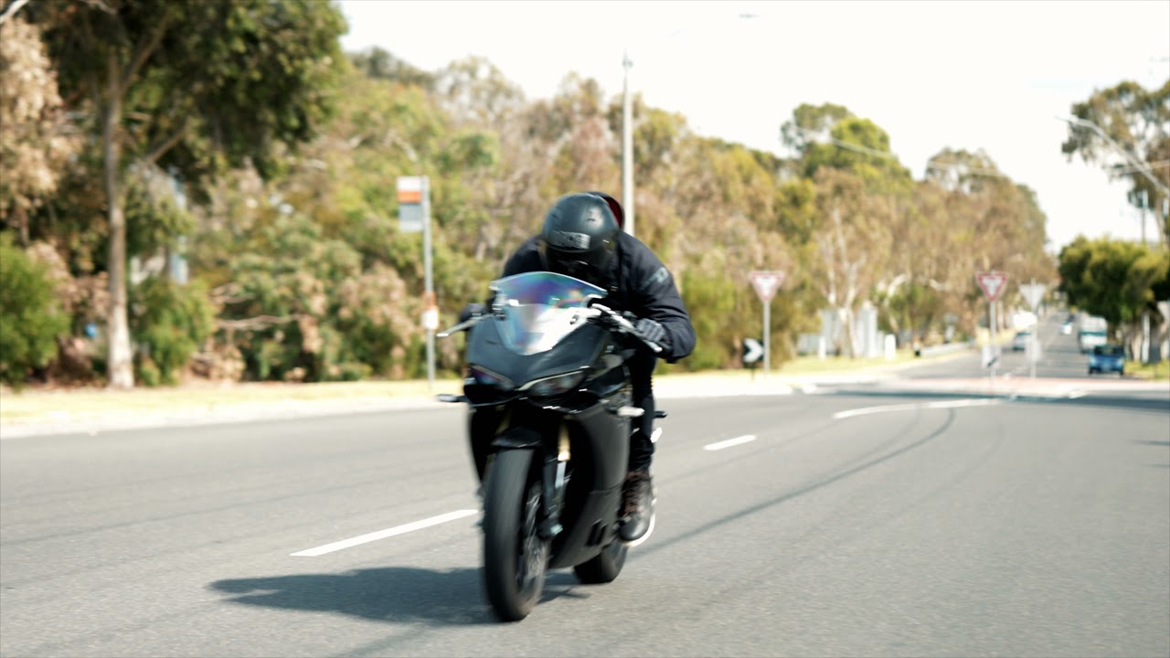 Braaap - Moto4 - Aus #1 Value 400cc Parallel Twin Sports Bike by Braaap