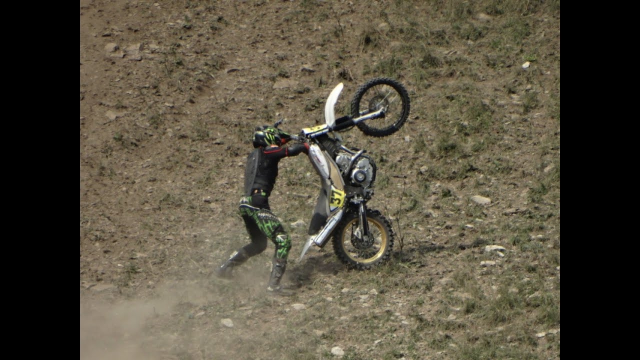 Yamaha XG250 Tricker 