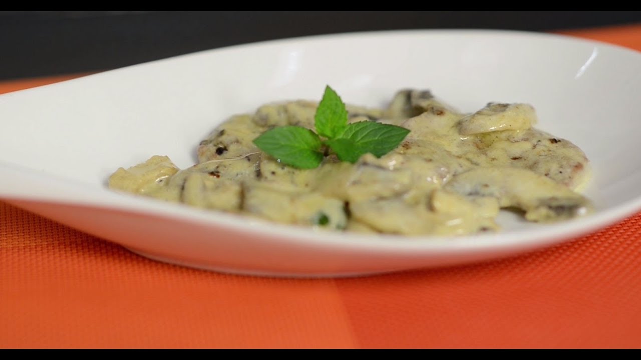 Mish vi&ccedil;i me pana dhe k&euml;rpudha -  Beef with panna and mushrooms
