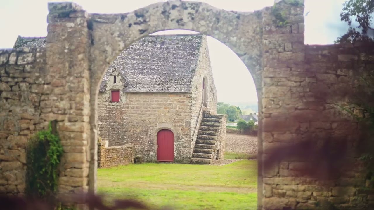 A VENDRE, Un site unique, charg&eacute; d'histoire et de charme, nich&eacute; au coeur de la commune de Plaudren