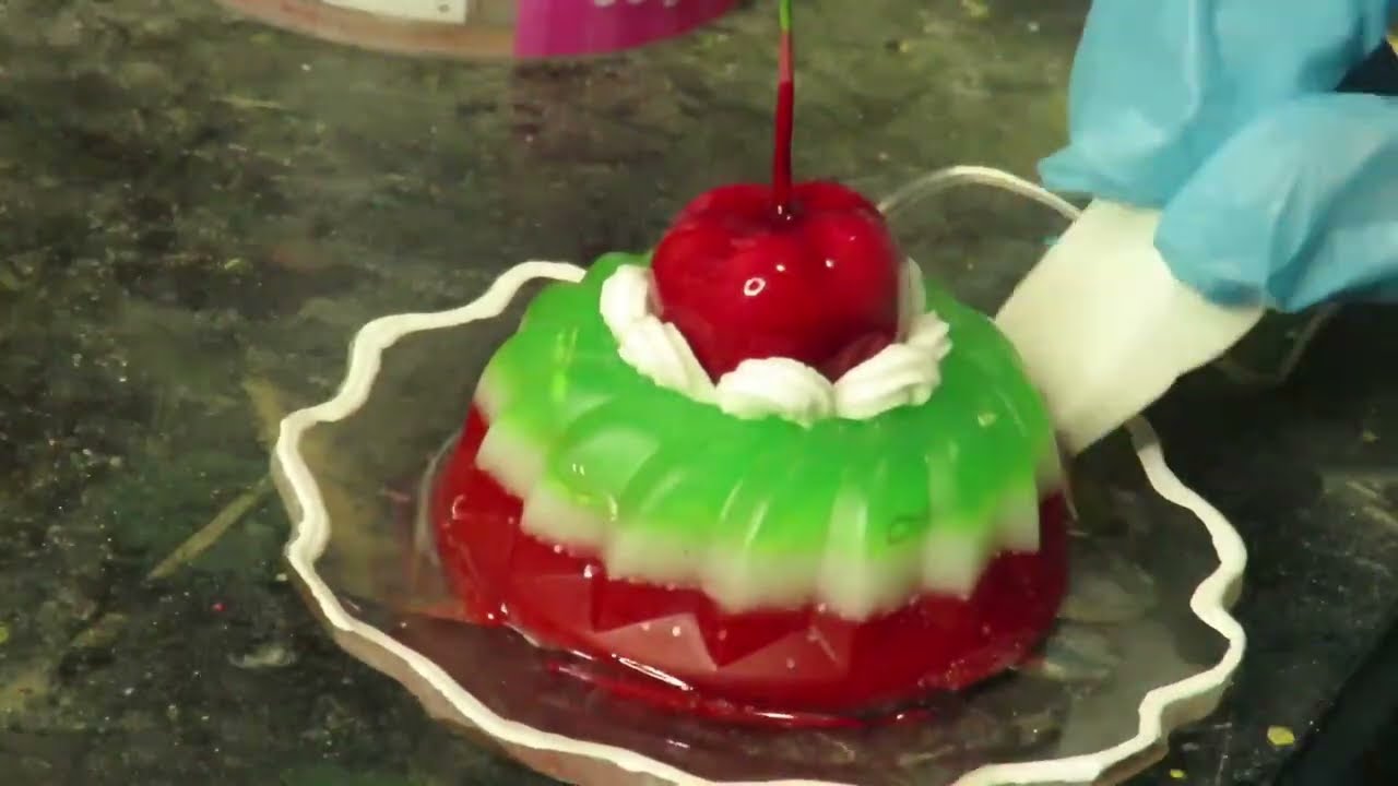 Рождественские украшения своими руками | Желейный кекс, искусственные ёлочки из безе и миниатюрна...