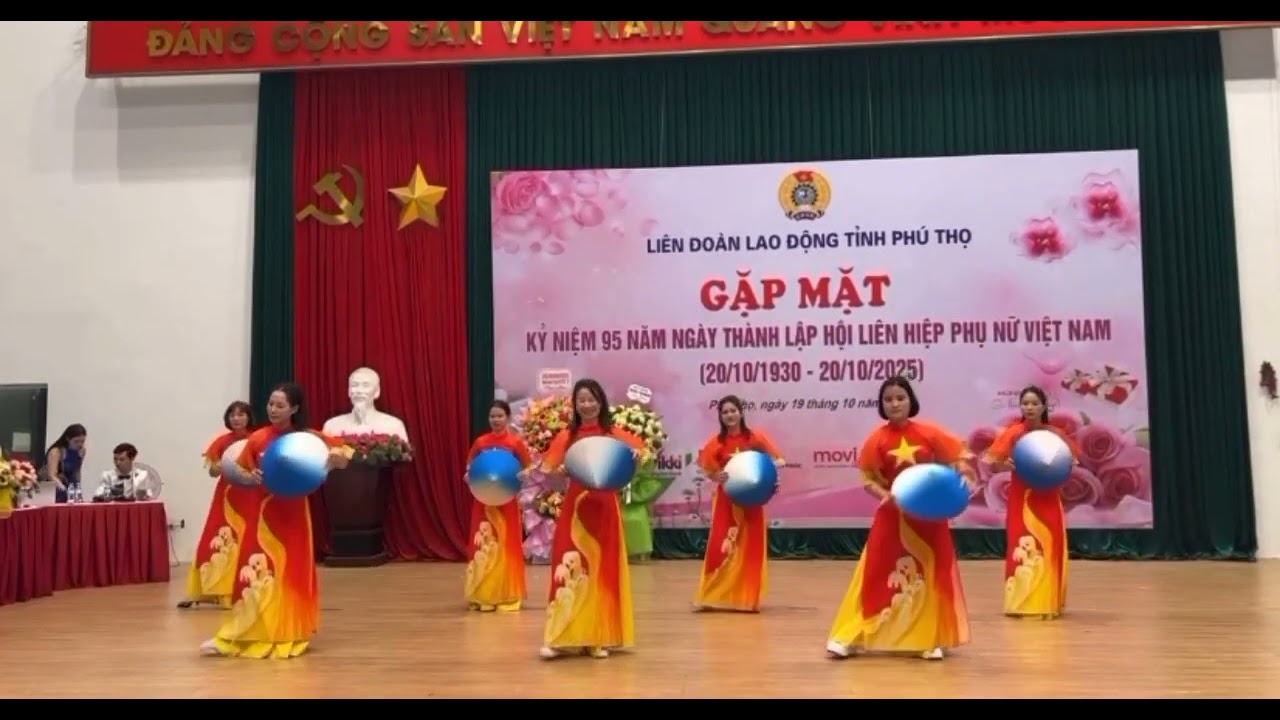 Viết tiếp câu chuyện hoà bình 
