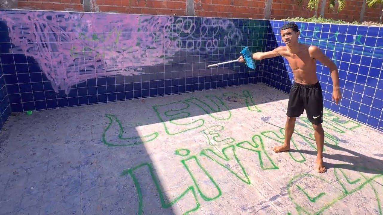 PINTAMOS A PISCINA DO BRUTINHO DE ROSA