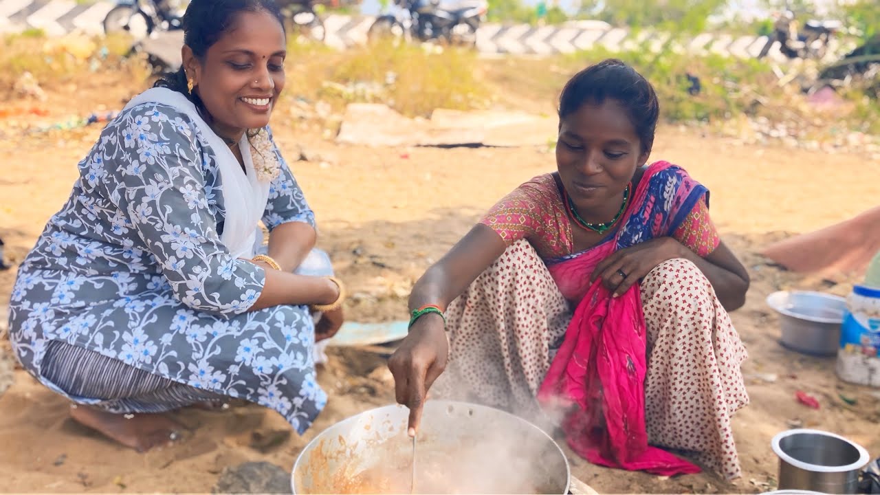 குடிசையில் இருந்தாலும் மகிழ்ச்சியாக சமைத்து உண்ணும் மக்கள் @Radhamuthu133 