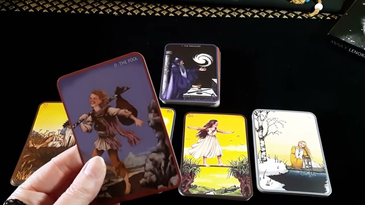 Anna.K Tarot Deck Comparison -  Mass Market vs Indie