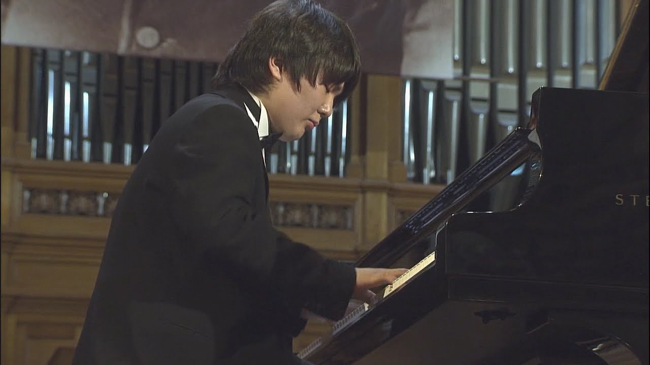 Seong-Jin Cho - Liszt Après une lecture du Dante: fantasia quasi sonata, S.161, No. 7 (2011)