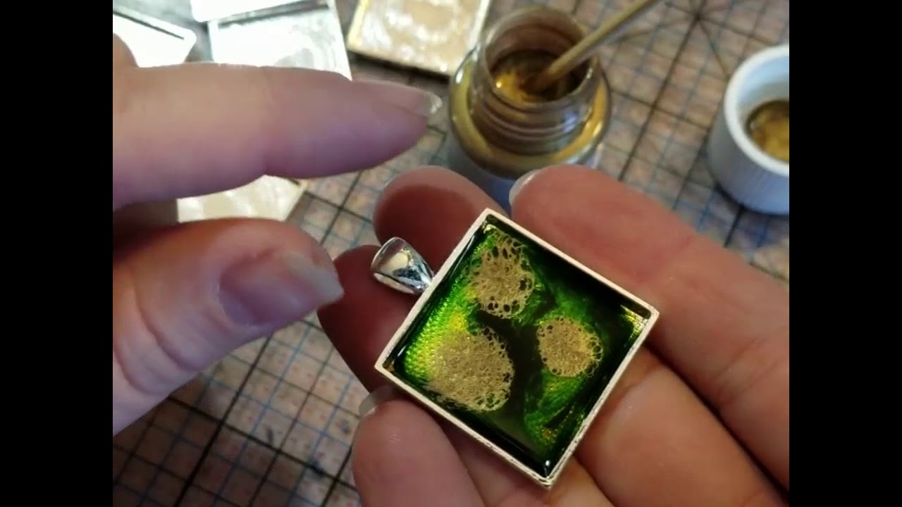 DIY Pebeo Paint Pendants