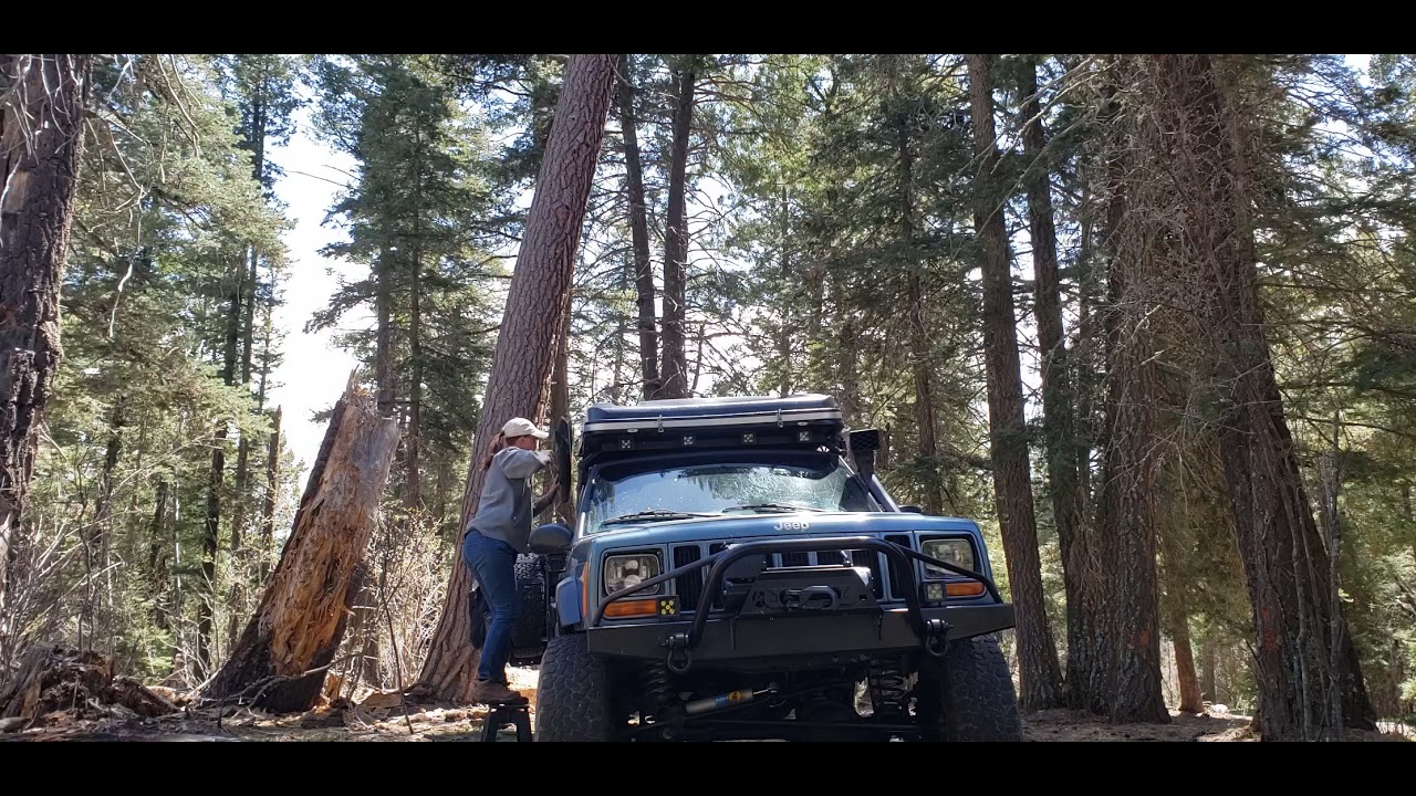 Smittybilt Hardshell  Rooftop Tent  takedown in real time!