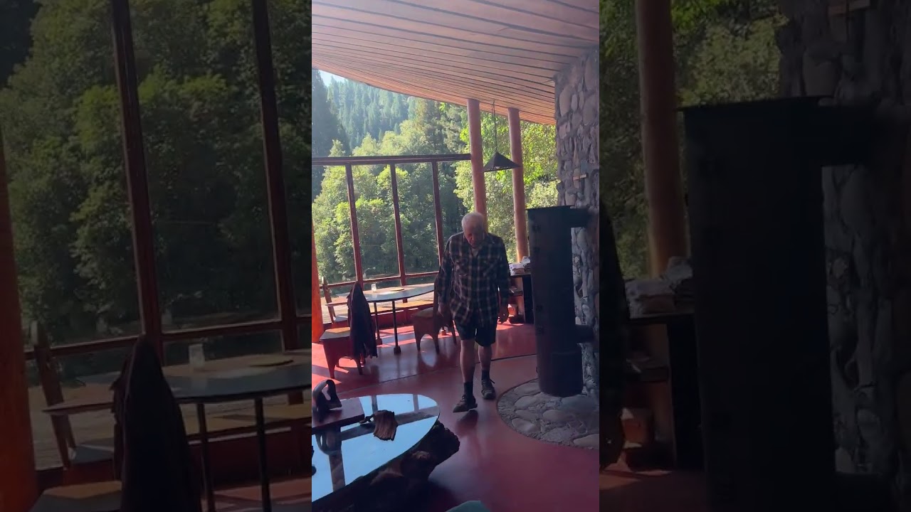 Часть 2 из 4. Мастерская Redwoods — знакомьтесь с Чарльзом, живущим вне цивилизации более 50 лет....