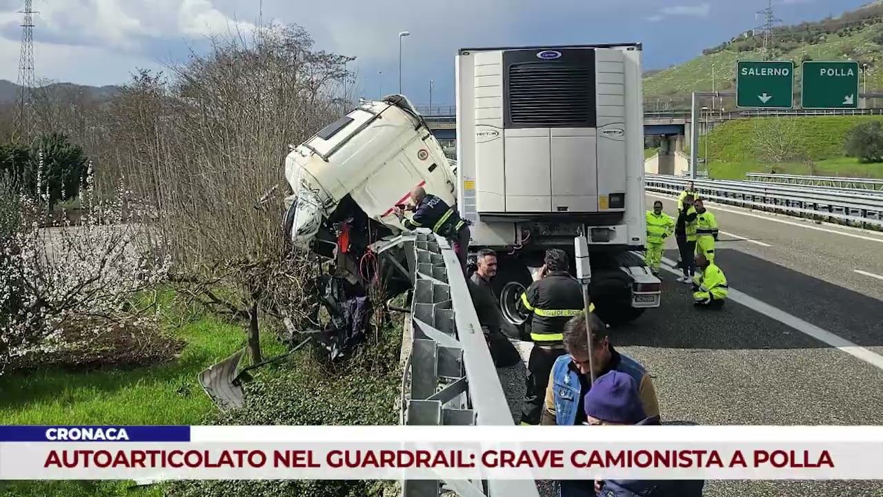 CRONACA. AUTOARTICOLATO NEL GUARDRAIL: GRAVE CAMIONISTA A POLLA