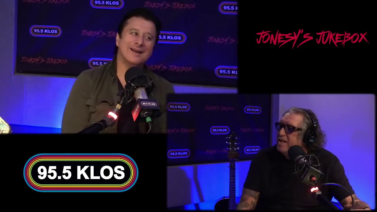 Steve Perry speaks portuguese and talks about Azores island