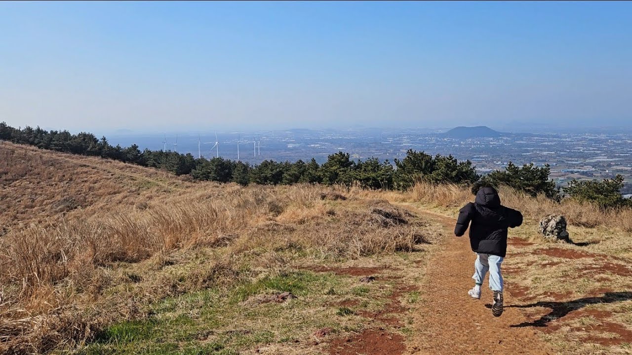 제주 금오름 ㅣ 기대이상의 뷰, 제주도가 다 보이네!  