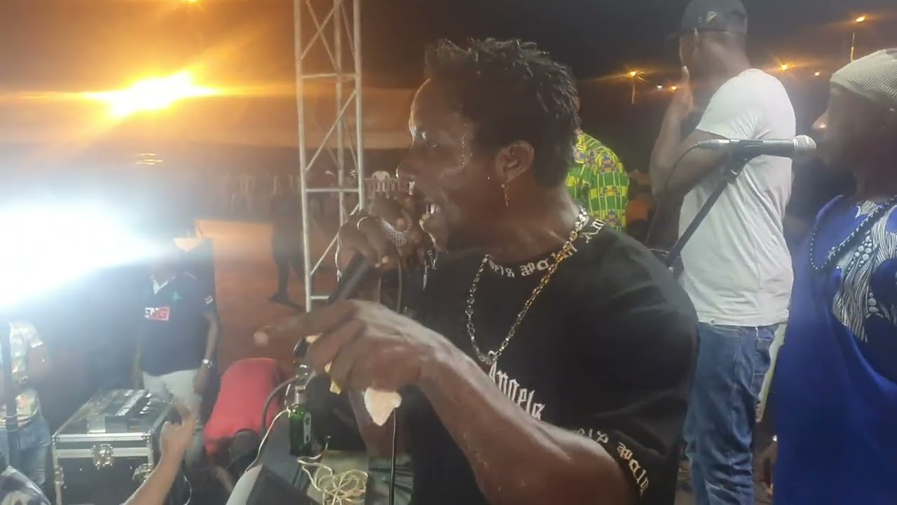 Apichèkè Orchestra A La Veillée Artistique De Baba Check - Vendredi