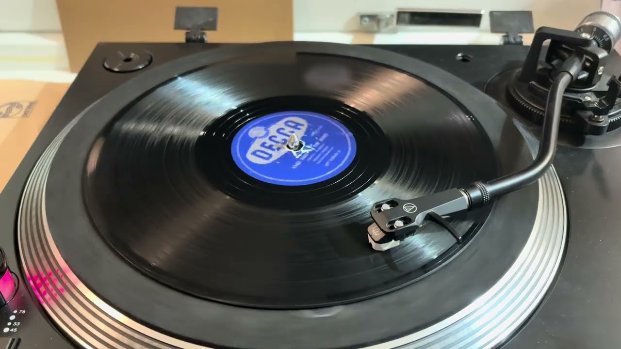 Tommy Steele - Knee Deep In The Blues (Decca 78rpm)