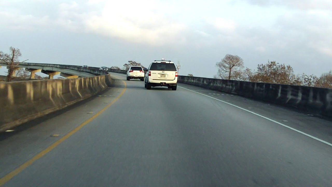 Airline Highway (US 61) southbound to Interstate 310 northbound