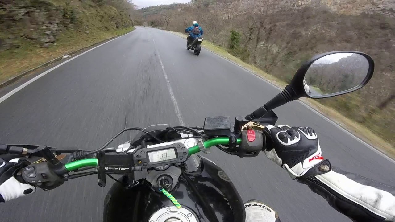 Mt03 660cc + zavorrina vs Xt 660cc