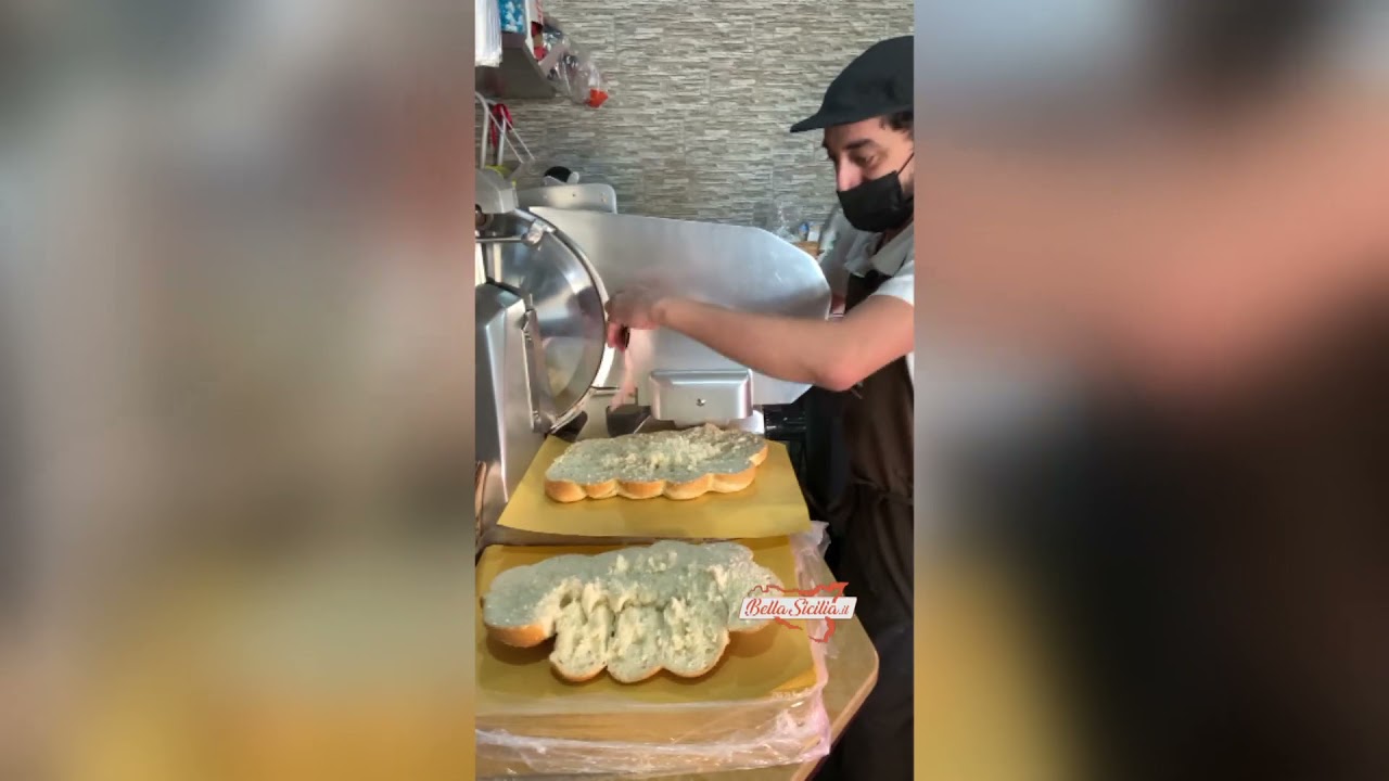 La mafalda mortadella da 800 gr  solo in Sicilia