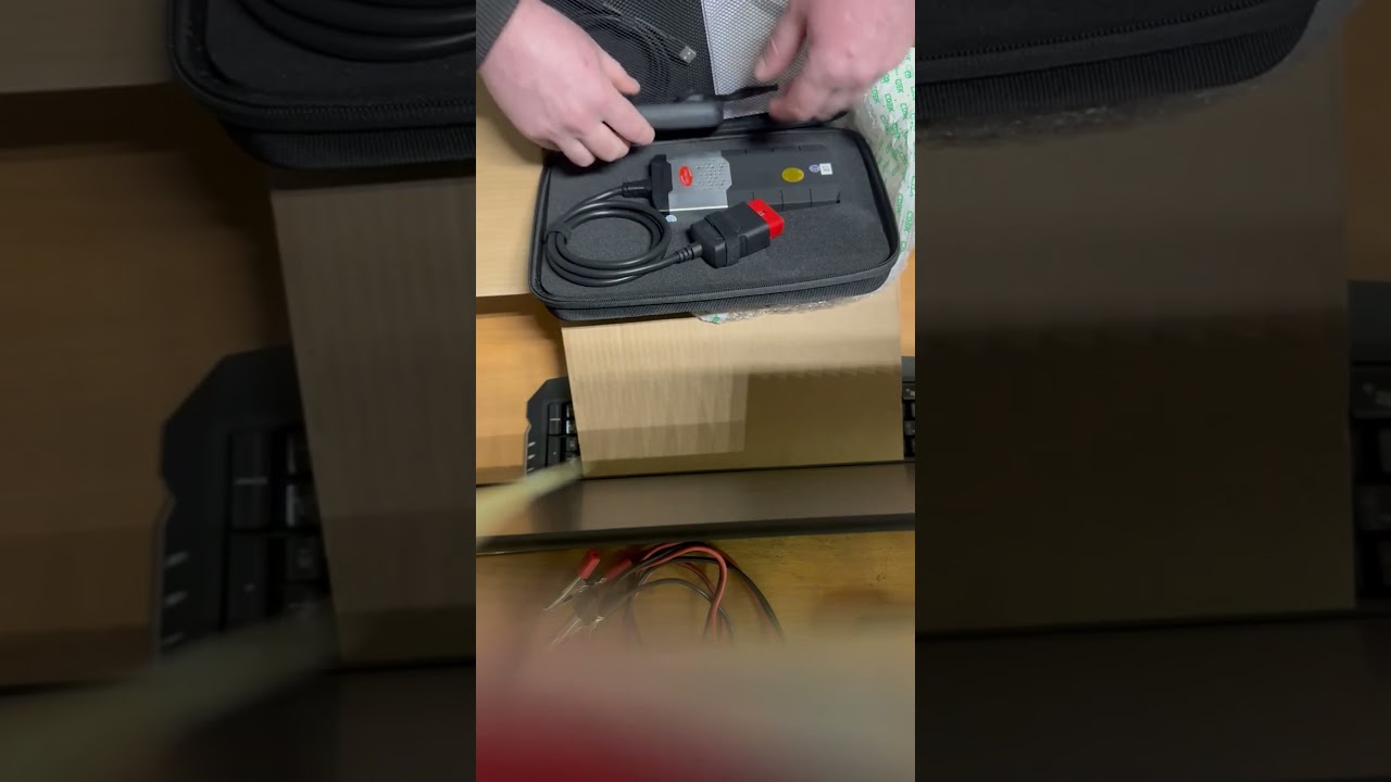 Распаковка заказчиком мультимарочного сканера DS150E