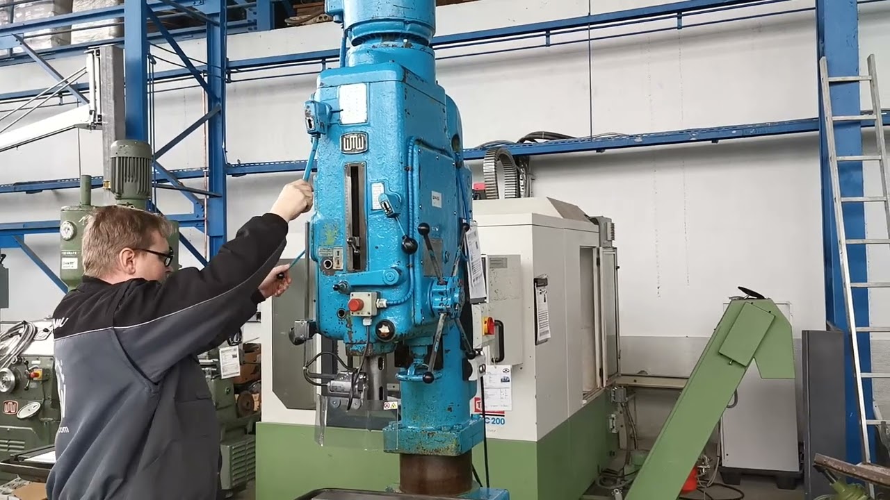 0200696 Säulenbohrmaschine BS40