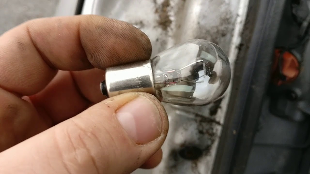 How to fix the break light bulb on a KIA CEED Estate Full step-by-step tutorial