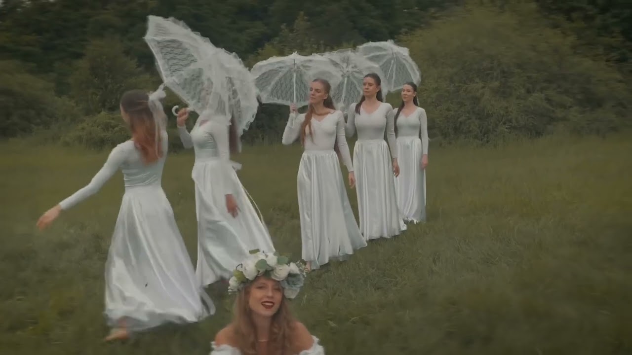 Karolina Lizer - Białe koronki x ZPiT POLTEX
