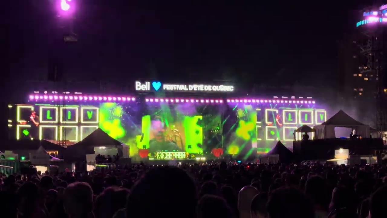 FEQ 2025 - Avril Lavigne & Simple Plan - Young & dumb