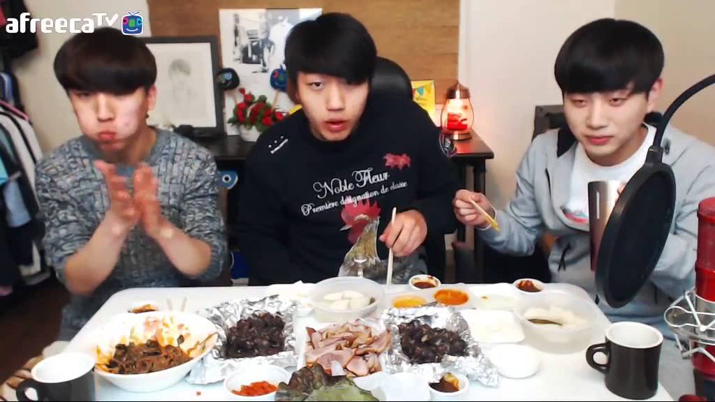 [도도TV] 도도임재준우 서열먹방 족발먹방 1준우2임재3도도 [영어자막]