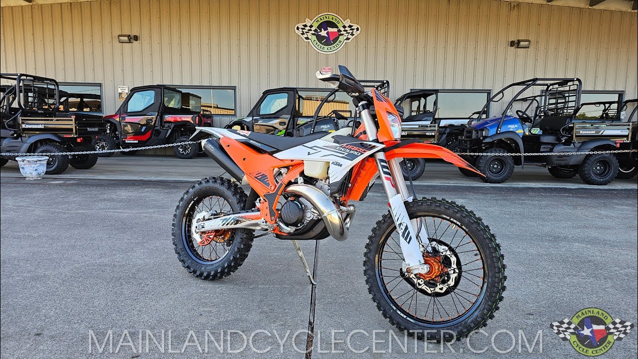 2026 KTM 300 XC W HARDENDURO WALK-AROUND
