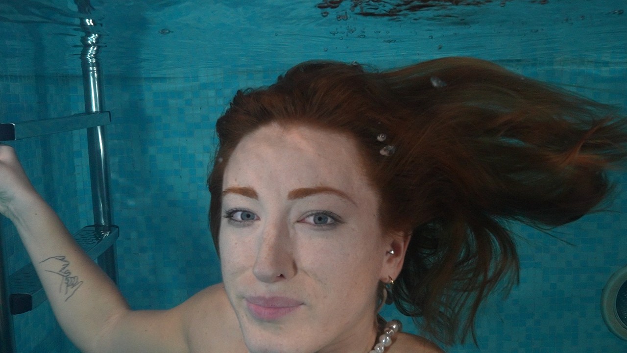 Girl with Pearls Underwater