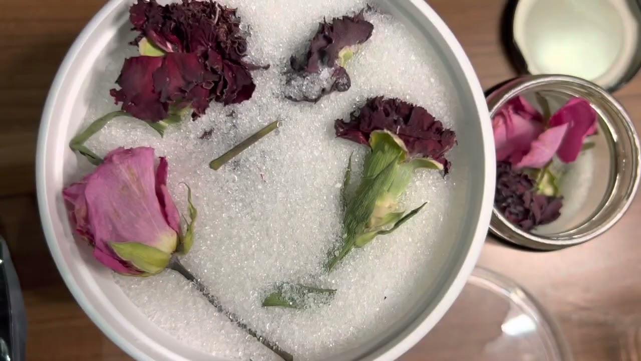 How to dry flowers in silica sand for resin art/ drying roses in silica sand