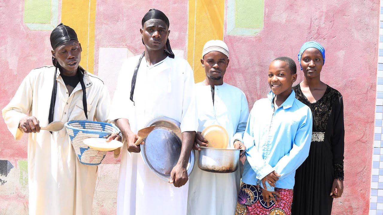 Mbenga ubuhimbiri bwabantu bihindura aba islam kumisi mikuru bishakira umuceri ewe Sayigoni shaaa