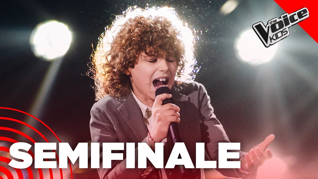 Michele canta &ldquo;La Leva Calcistica della classe 68&rdquo; | The Voice Italy Kids | Semifinale