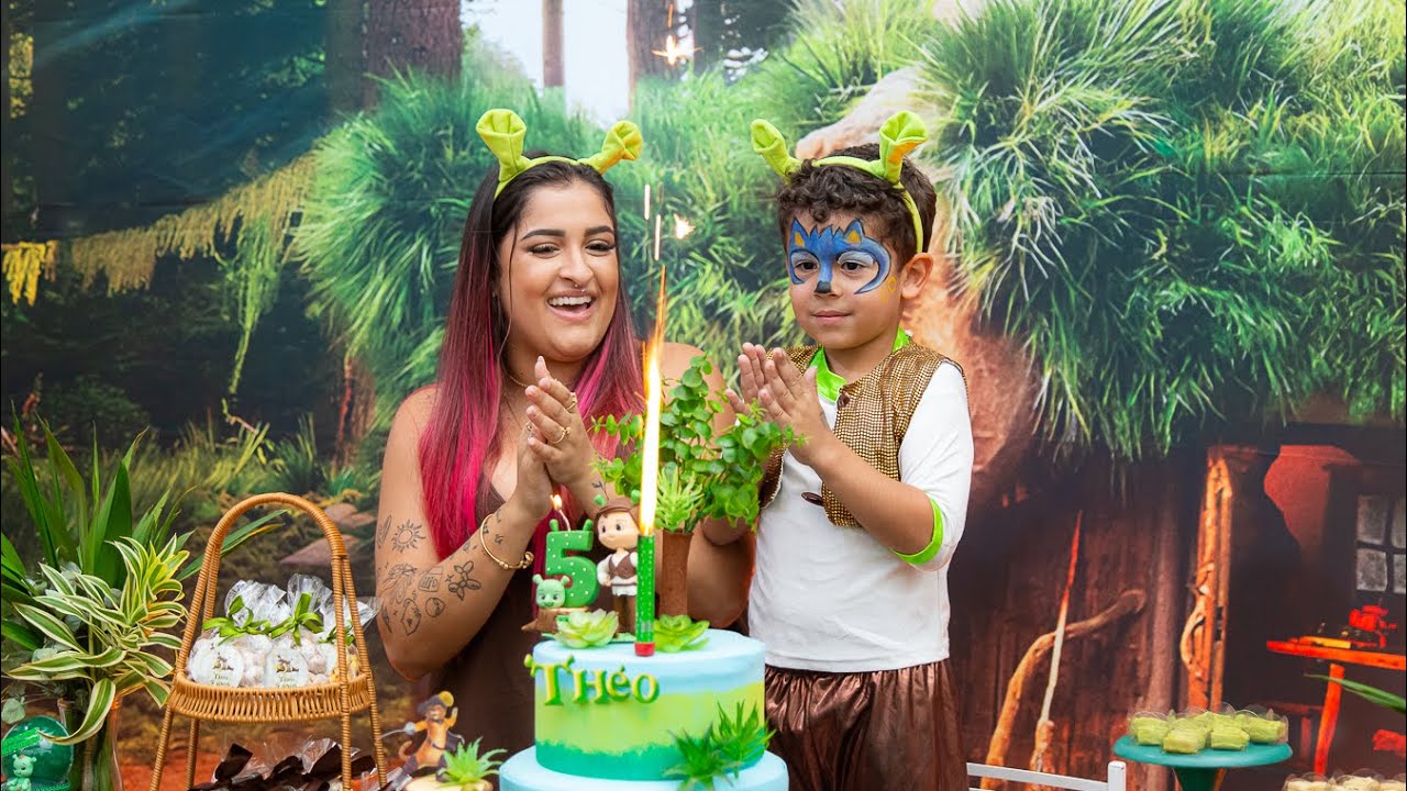 5 ANOS DO THÉO