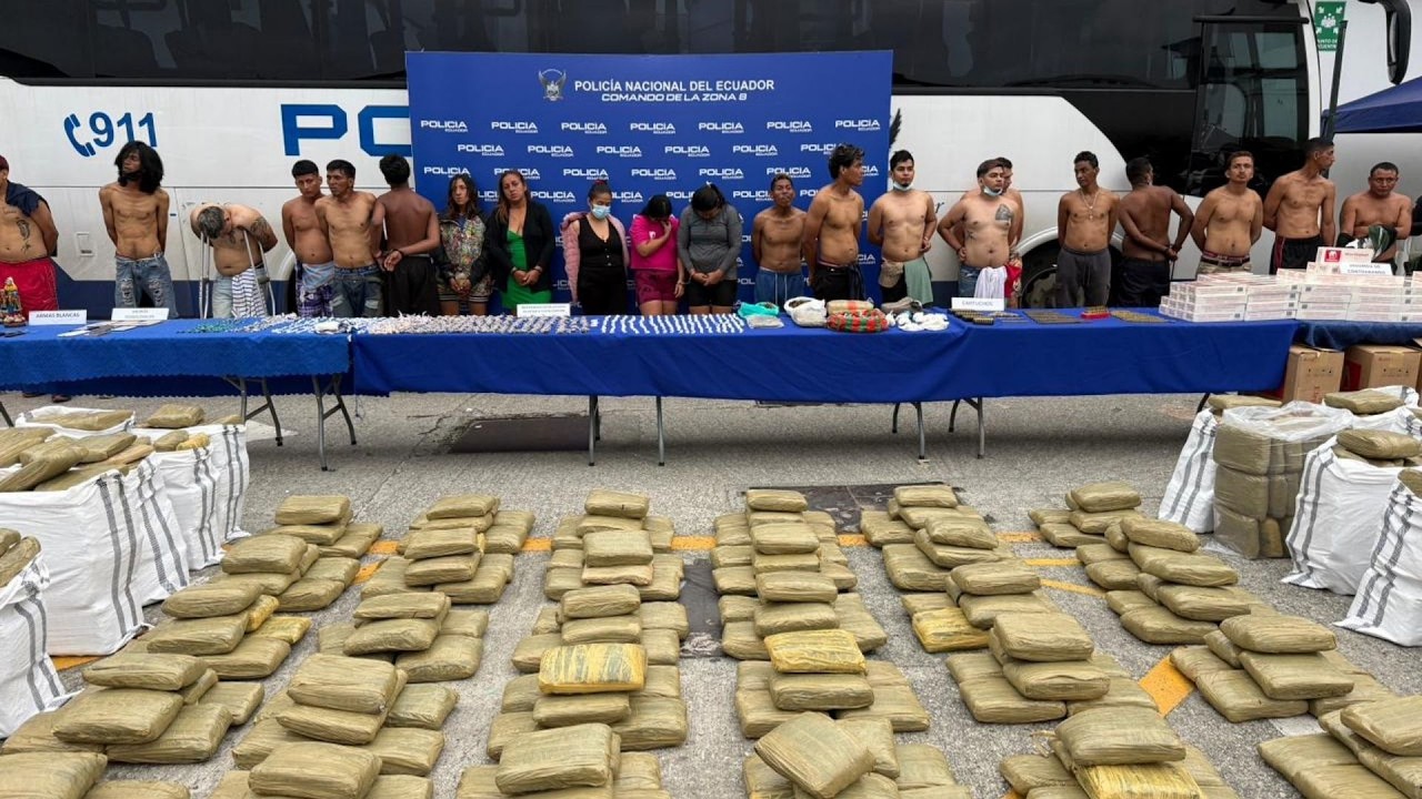 NUEVO GOLPE POLICIAL A  ESTRUCTURAS CRIMINALES, 27 DETENIDOS EN OPERACIÓN EN DISTRITOS DE GUAYAQUIL