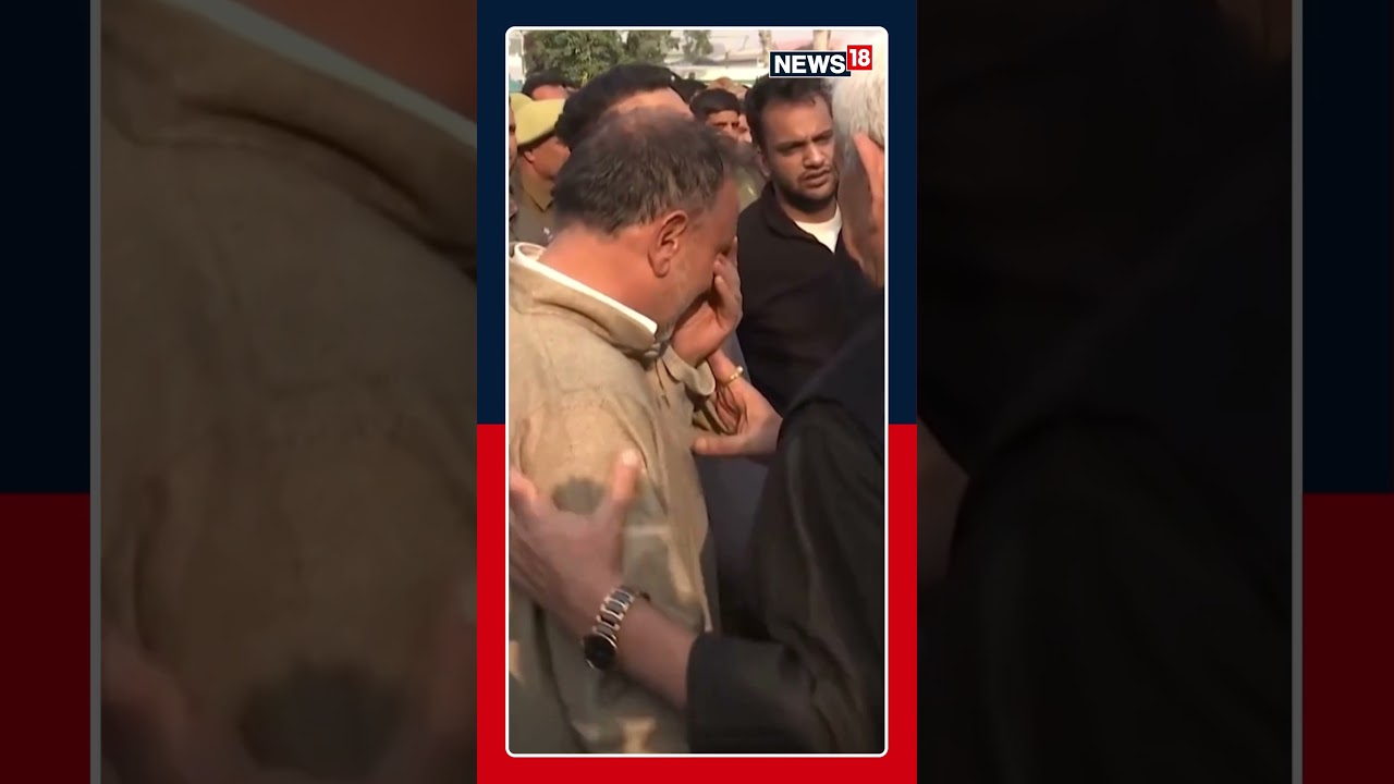 Heartbreaking Farewell in Srinagar: Families Mourn Victims of the Nowgam Blast | Wreath-Laying