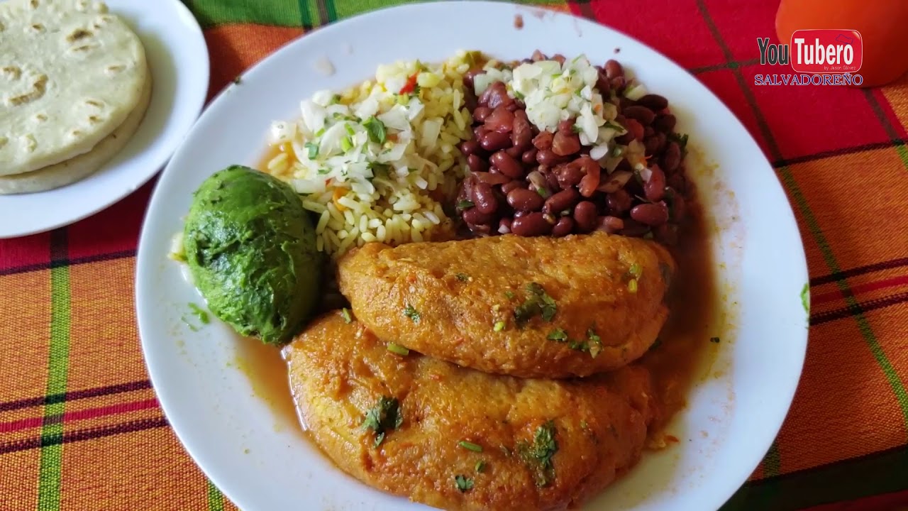 Comida típica salvadoreña en Quezaltepeque YS SV