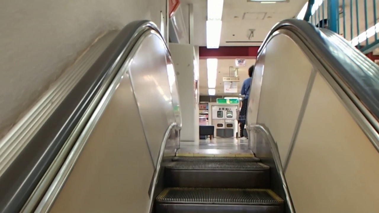 HAPPY ESCALATOR MONDAY! 大丸ピーコック 下北沢店 日立エスカレーター HITACHI Escalators/l'escalator（動画）