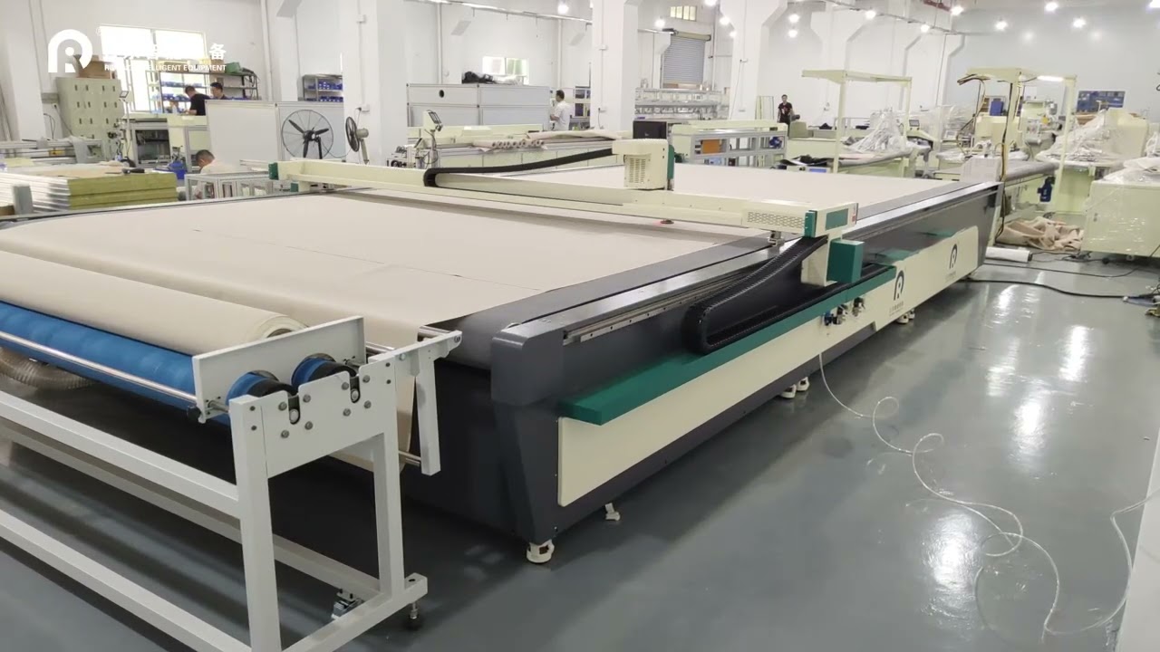 Auto feed digital flat bed roller blinds cutting table fabric blade cutting machine