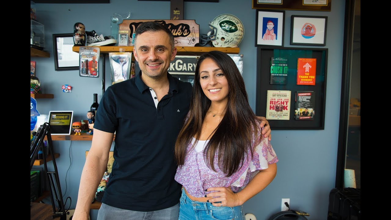 Gary Vee x Amanda Bucci Meeting at VaynerMedia - NYC Vlog
