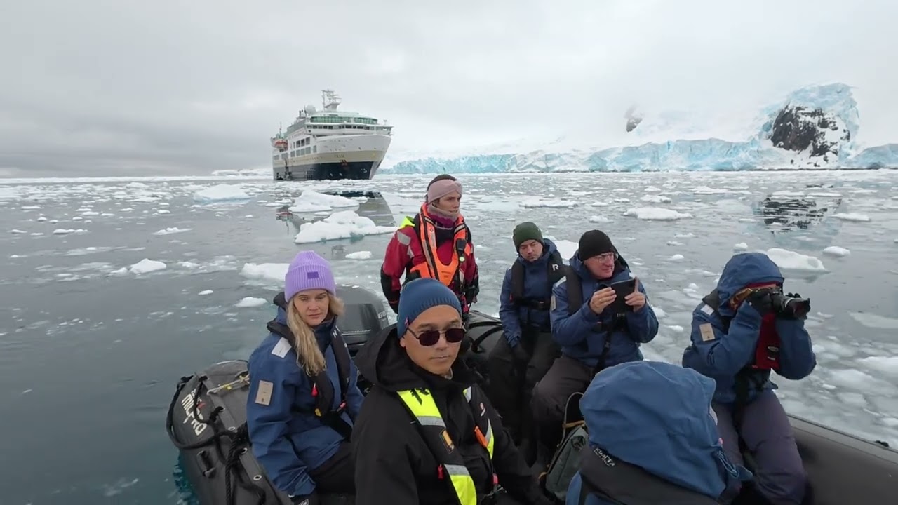 Zodiac boat Ice Cruising in Antarctica 🇦🇶