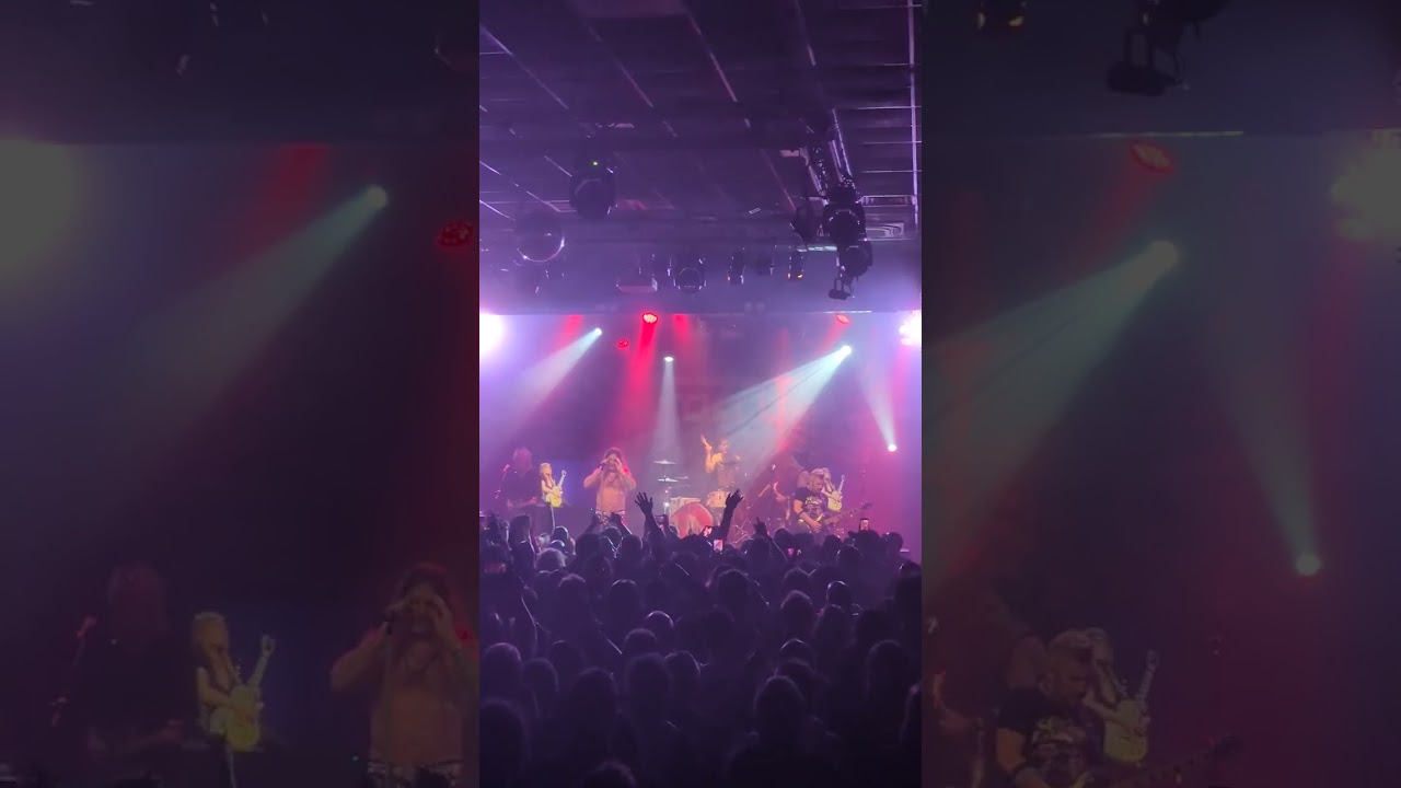 Fozzy - Crazy train - live at the 1865