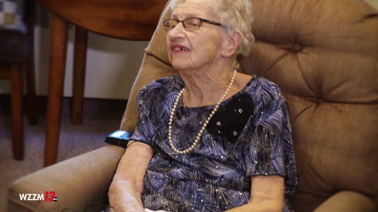DEMENTIA SIMULATOR 30 THUR