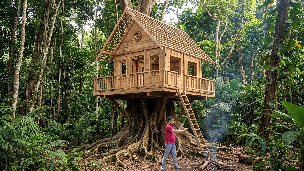 I Built a Log Cabin On a Giant Tree Trunk | Bushcraft Treehouse, Solo Survival in the Forest