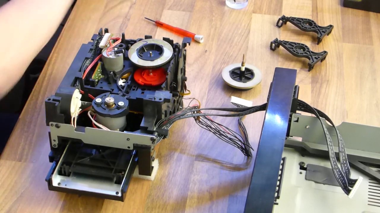 Replacing the belts in a Philips DCC600