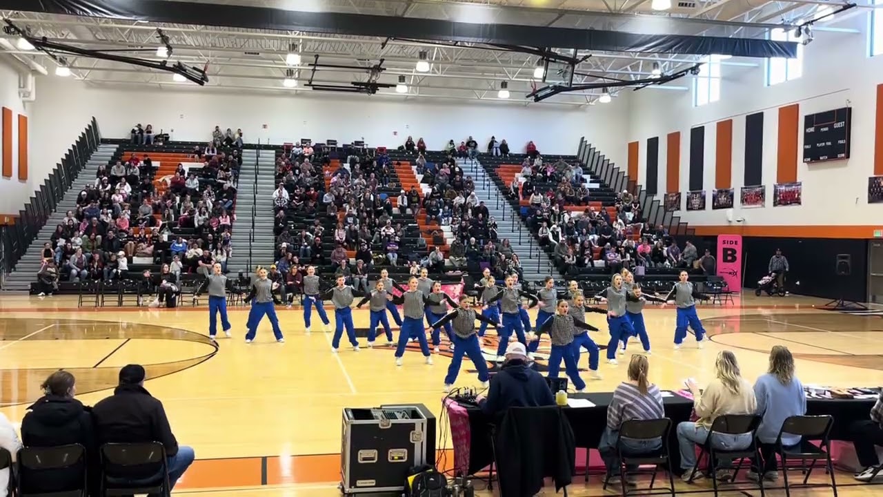 Mini Elite Hip hop- Hit it Fergie