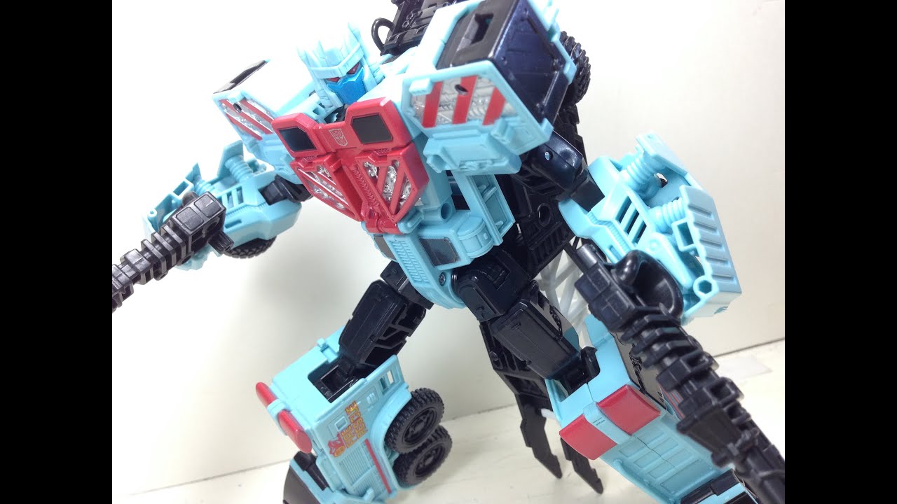 Hot Spot Transformers Generations Combiner Wars Review