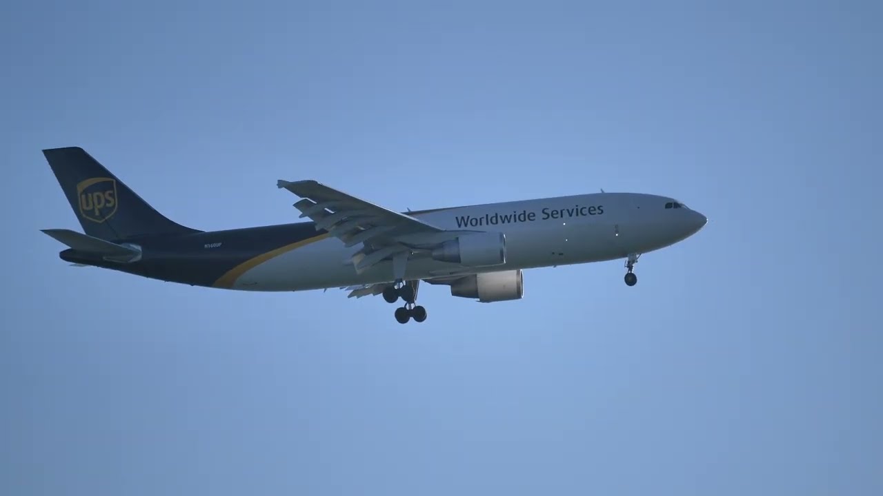 Plane Spotting -- Oakland San Francisco Bay Airport -- Mar 8, 2026