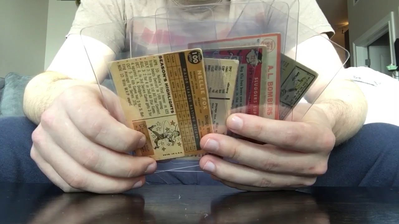 Find of a lifetime!  Vintage baseball cards found at estate sale!  Mantle!