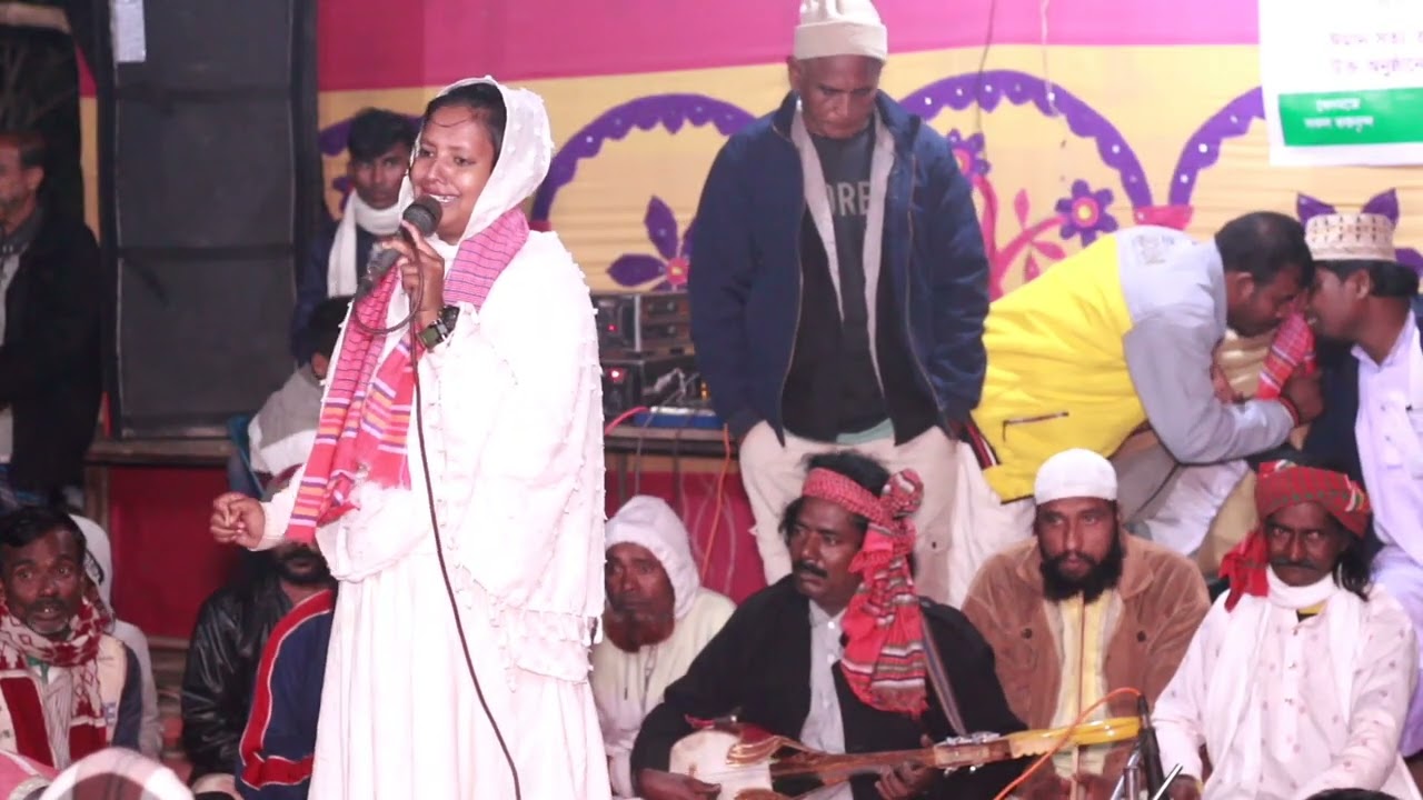 বাউল নতুন গান রাছেন মিডিয়া।